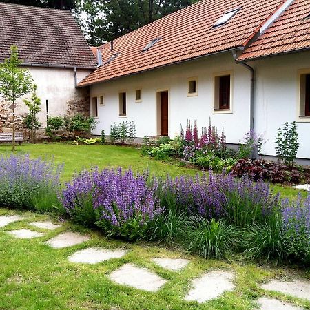 Veverci Dvur Hotel Rosec Exterior foto
